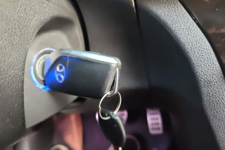 Used BAIC Senova X25 2015 1.5L automatic luxury version Vehicle Key