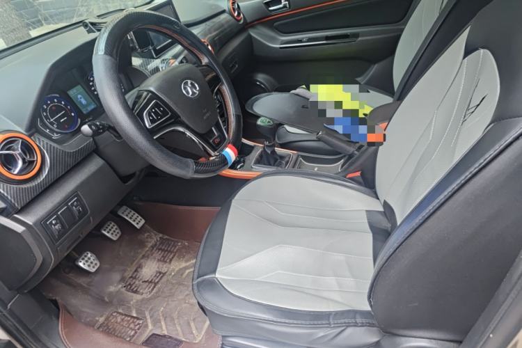 Used BAIC Senova X25 2015 1.5L Manual Elite Edition Left Front Seat