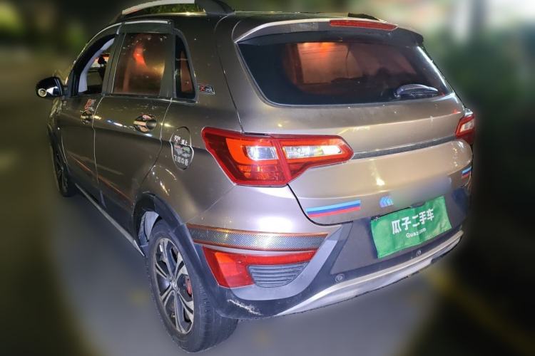 Used BAIC Senova X25 2015 1.5L Manual Elite Edition Rear Left 45 Deg