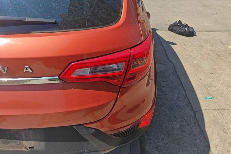 Used BAIC Senova X25 2015 1.5L Automatic Elite Model Right Rear Taillight