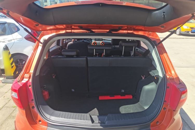 Used BAIC Senova X25 2015 1.5L Automatic Elite Model Trunk
