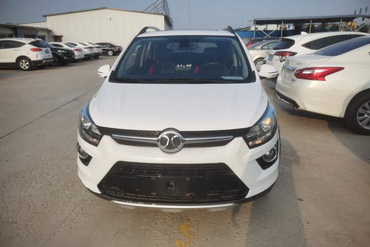 Used BAIC Senova X25 2017 1.5L Automatic Elite Navigation Edition Exterior 1