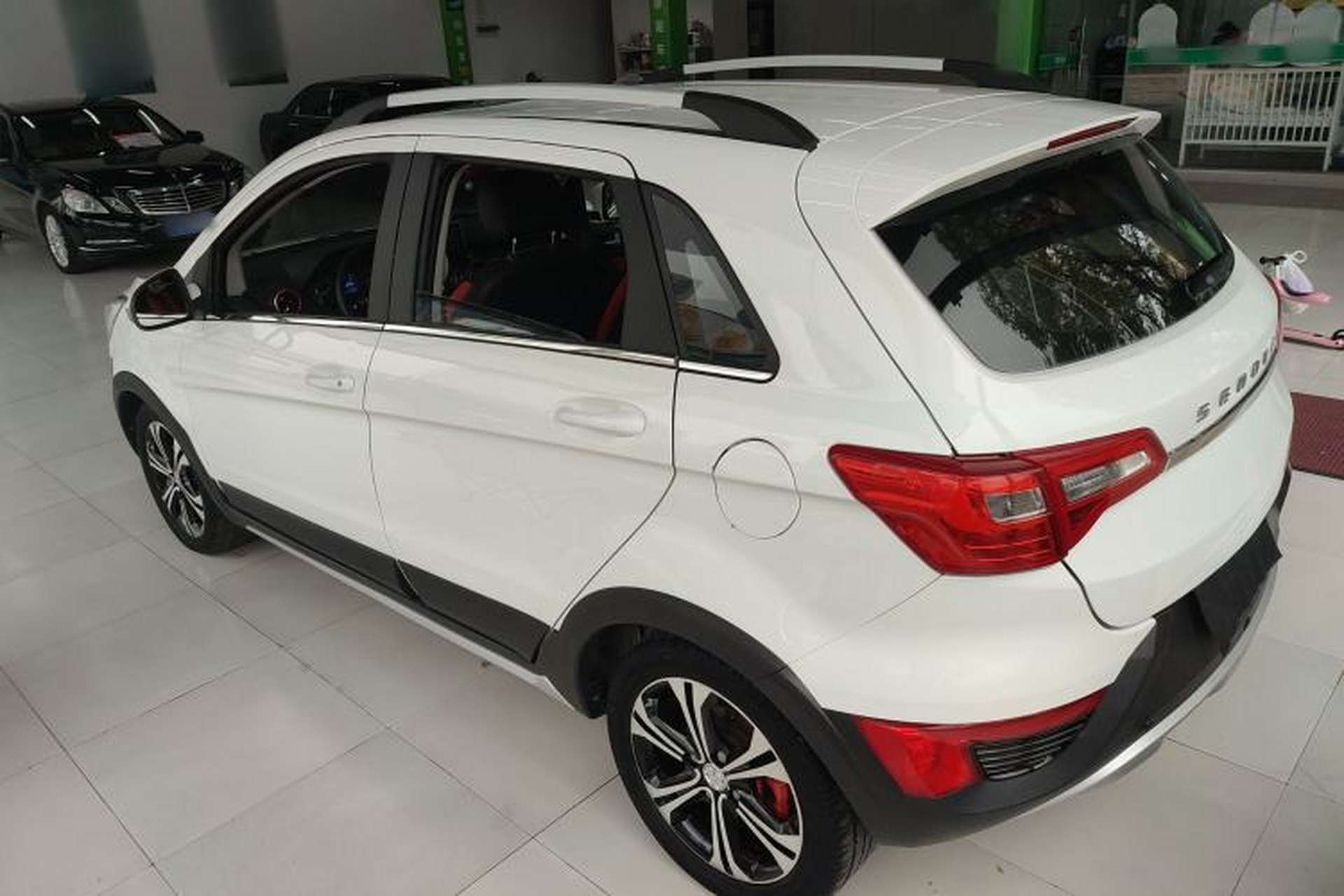 Used BAIC Senova X25 2017 1.5L Automatic Elite Navigation Edition Exterior 2