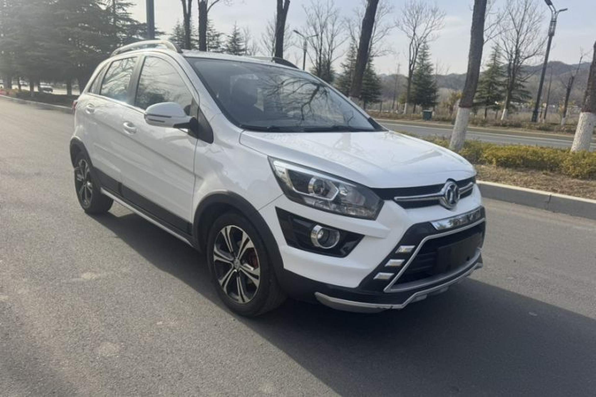 Used BAIC Senova X25 2017 1.5L Automatic Elite Navigation Edition Exterior 2
