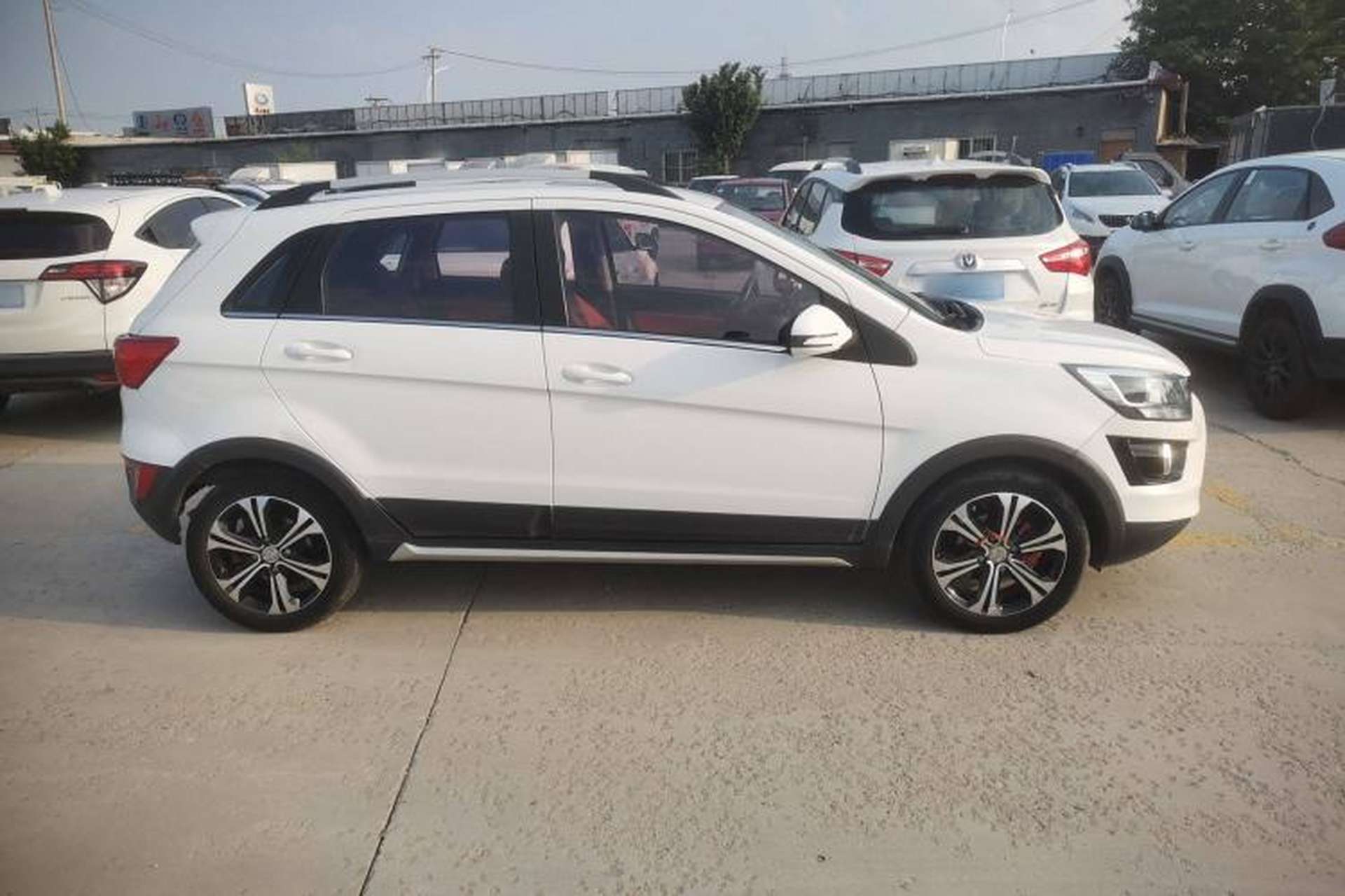 Used BAIC Senova X25 2017 1.5L Automatic Elite Navigation Edition Exterior 3