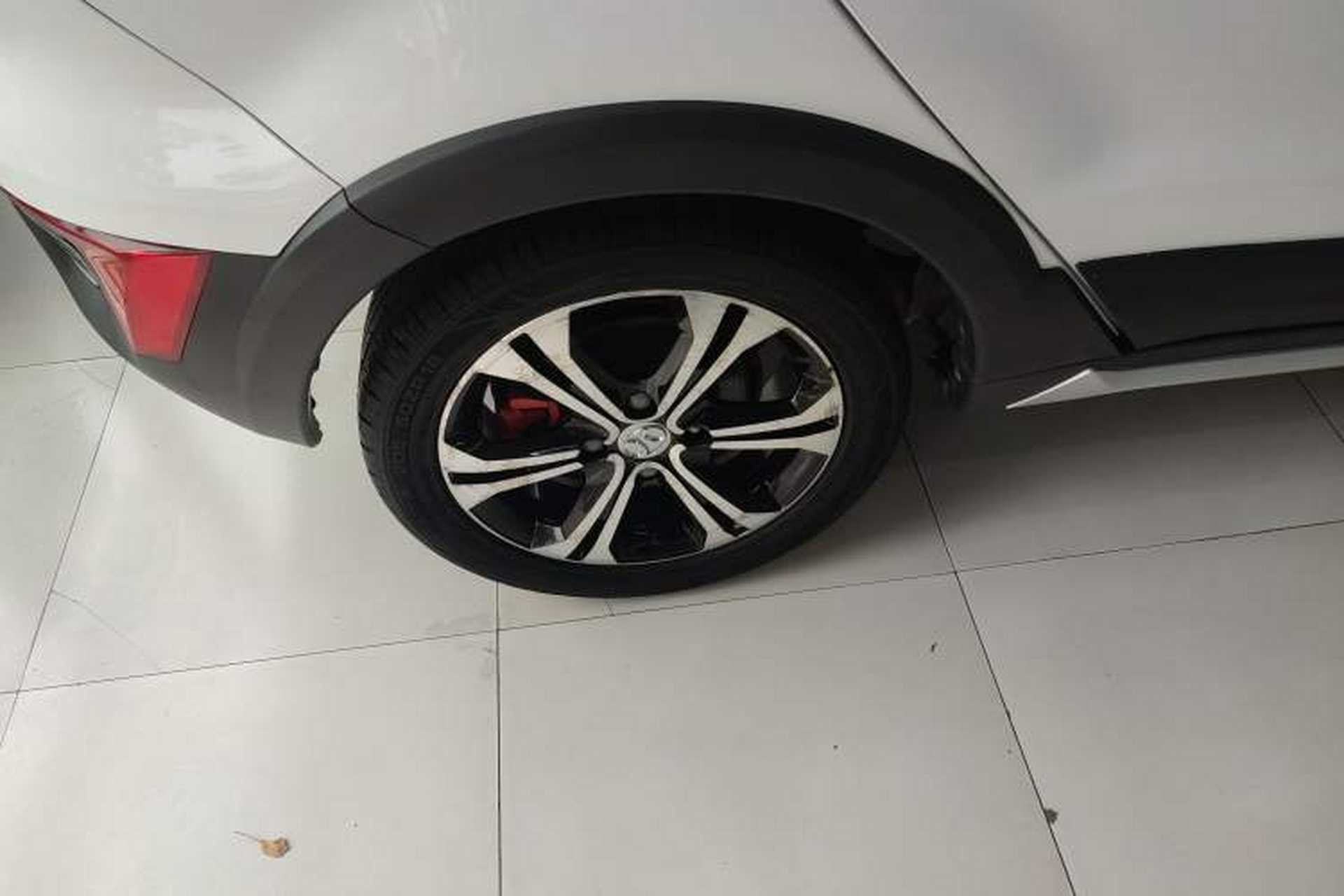 Used BAIC Senova X25 2017 1.5L Automatic Elite Navigation Edition Exterior 5