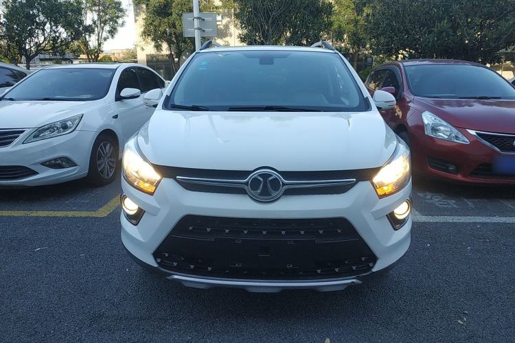 Used BAIC Senova X25 2017 1.5L Automatic Elite Navigation Edition Front