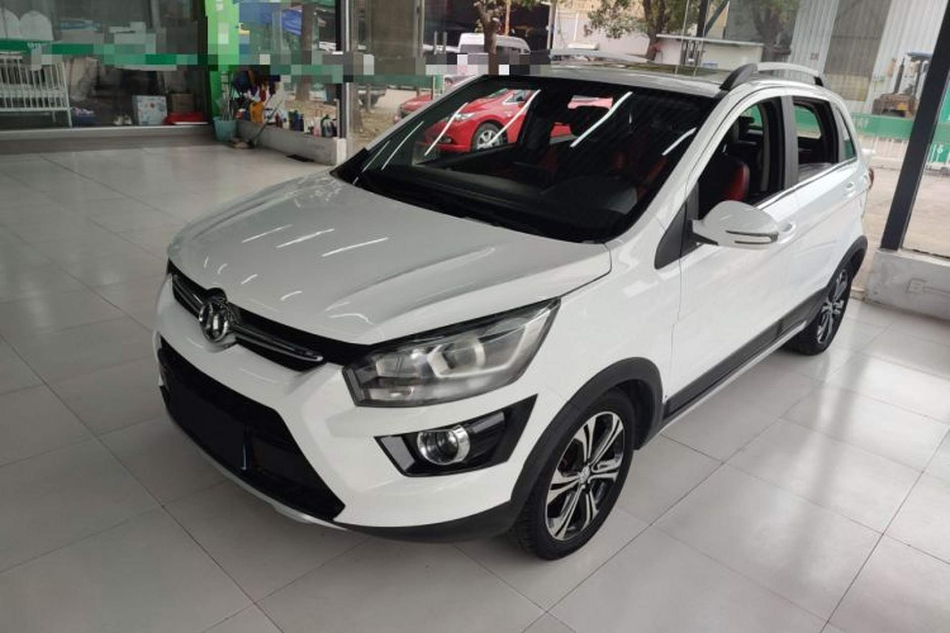 Used BAIC Senova X25 2017 1.5L Automatic Elite Navigation Edition Front Left 45 Deg
