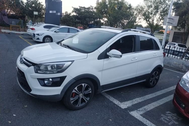 Used BAIC Senova X25 2017 1.5L Automatic Elite Navigation Edition Left Side