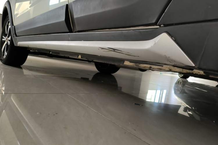 Used BAIC Senova X25 2017 1.5L Automatic Elite Navigation Edition Left Side Sill