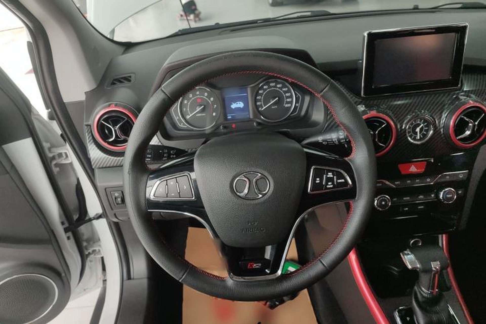 Used BAIC Senova X25 2017 1.5L Automatic Elite Navigation Edition Steering Wheel