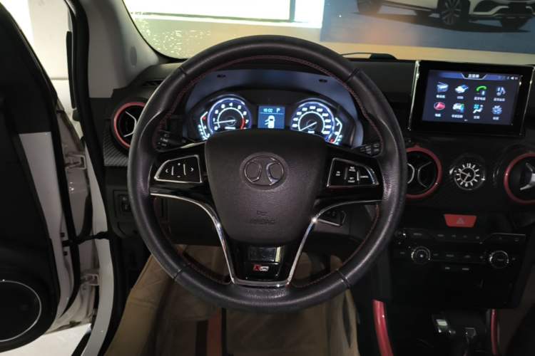 Used BAIC Senova X25 2017 1.5L Automatic Elite Navigation Edition Steering Wheel