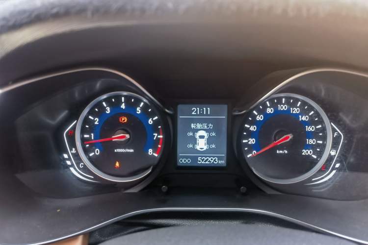 Used BAIC Senova X35 2016 1.5L Manual Elite Edition Odometer Close Up