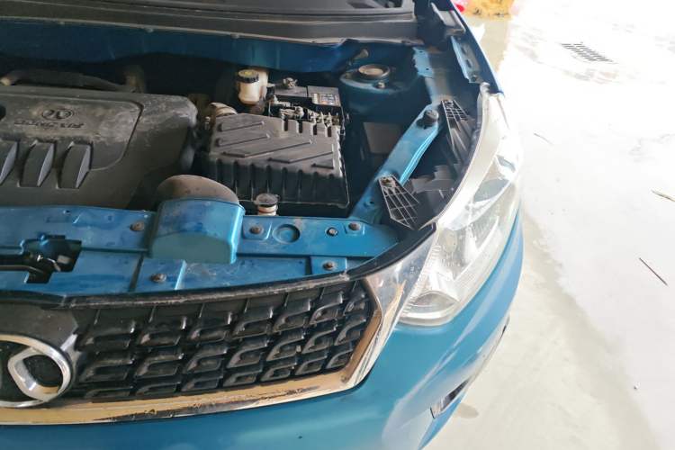 Used BAIC Senova X35 2016 1.5L Automatic Luxury Edition Engine Bay Left