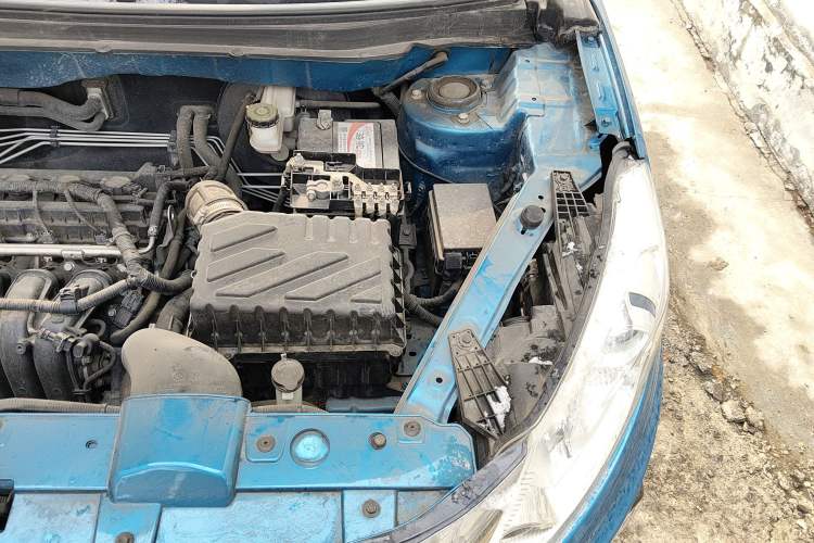 Used BAIC Senova X35 2016 1.5L Manual Elite Edition Engine Bay Left