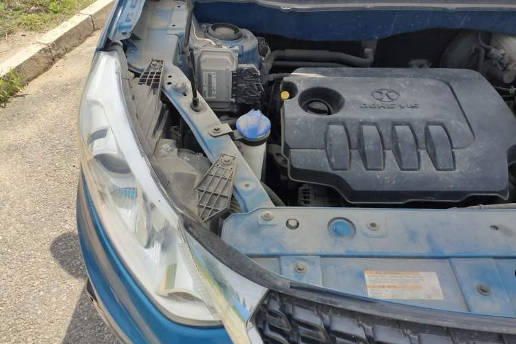 Used BAIC Senova X35 2016 1.5L Automatic Luxury Edition Engine Bay Right