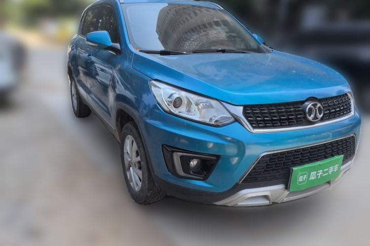 Used BAIC Senova X35 2016 1.5L Manual Elite Edition Front Right 45 Deg