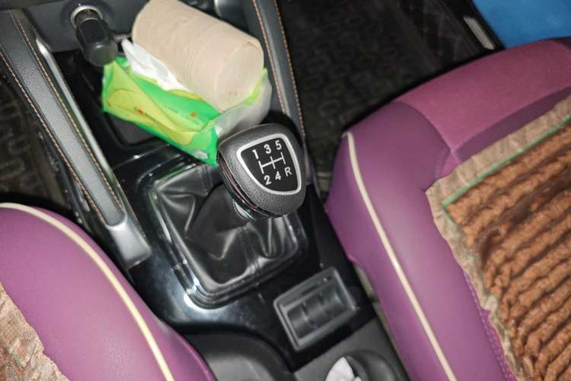 Used BAIC Senova X35 2016 1.5L Manual Luxury Edition Gear Lever