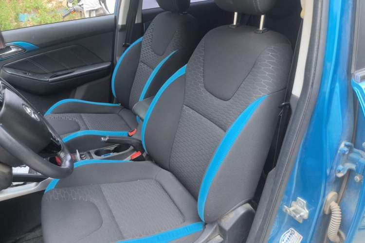 Used BAIC Senova X35 2016 1.5L Manual Elite Edition Left Front Seat