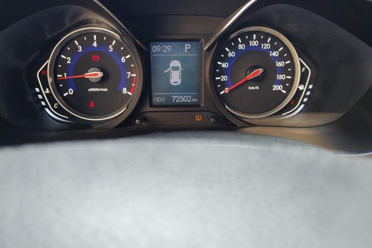 Used BAIC Senova X35 2016 1.5L Automatic Luxury Edition Odometer Close Up