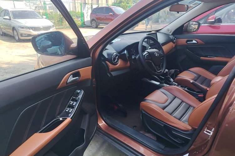 Used BAIC Senova X35 2016 1.5L Automatic Luxury Edition Driver Seat