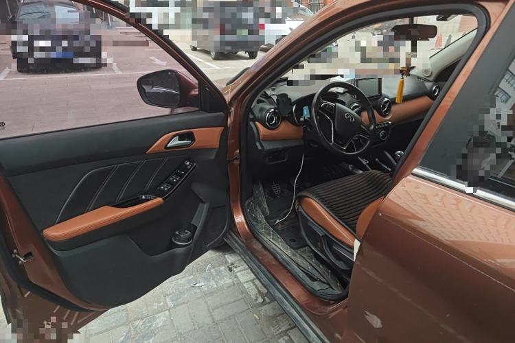 Used BAIC Senova X35 2016 1.5L Manual Luxury Edition Driver Seat