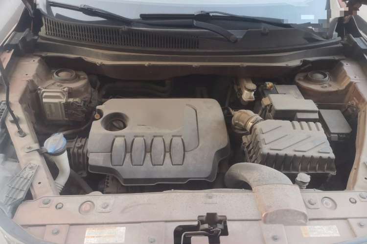 Used BAIC Senova X35 2016 1.5L Manual Luxury Edition Engine Bay