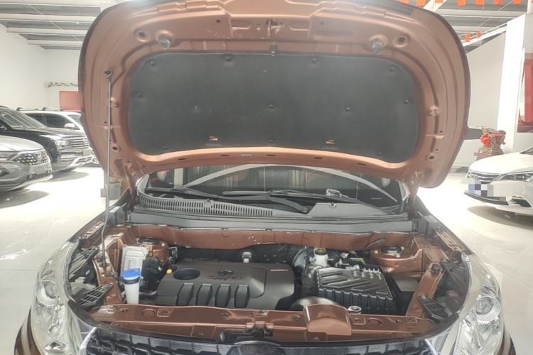Used BAIC Senova X35 2016 1.5L Automatic Luxury Edition Engine Bay