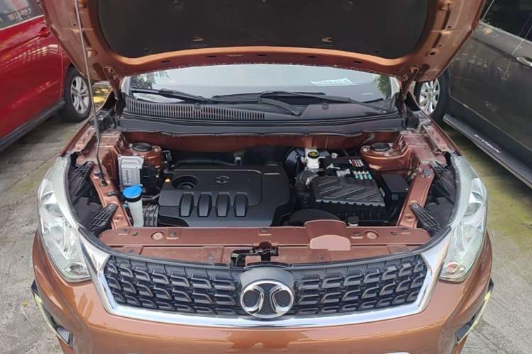 Used BAIC Senova X35 2016 1.5L Automatic Luxury Edition Engine Bay