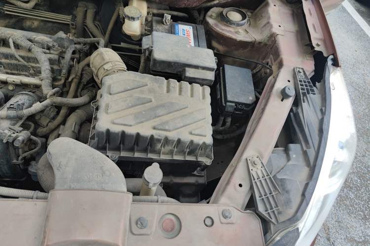Used BAIC Senova X35 2016 1.5L Manual Elite Edition Engine Bay Left