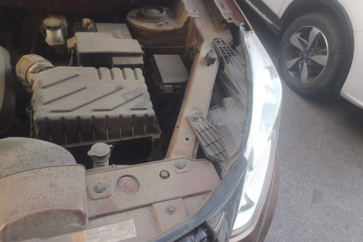 Used BAIC Senova X35 2016 1.5L Manual Luxury Edition Engine Bay Left