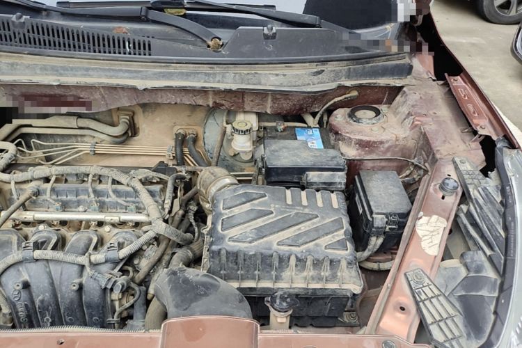 Used BAIC Senova X35 2016 1.5L Manual Elite Edition Engine Bay Left