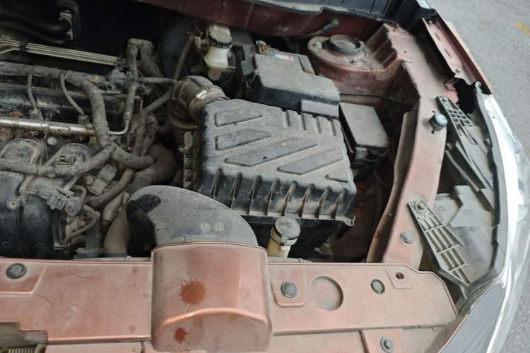Used BAIC Senova X35 2016 1.5L Manual Elite Edition Engine Bay Left