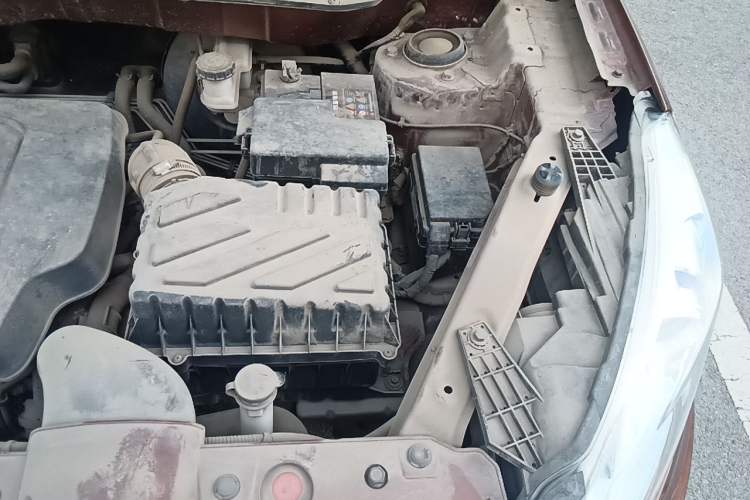 Used BAIC Senova X35 2016 1.5L Manual Luxury Edition Engine Bay Left