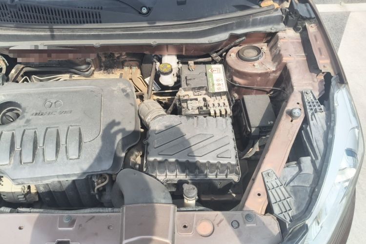 Used BAIC Senova X35 2016 1.5L Manual Luxury Edition Engine Bay Left