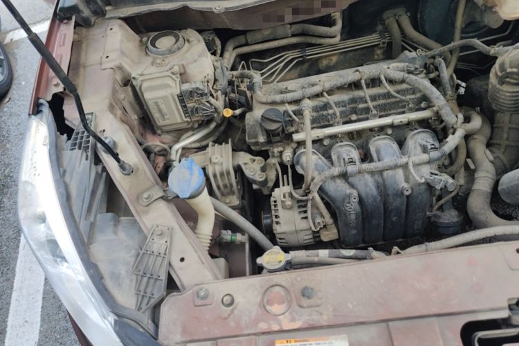 Used BAIC Senova X35 2016 1.5L Manual Elite Edition Engine Bay Right