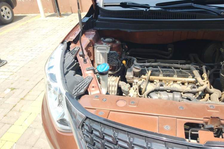 Used BAIC Senova X35 2016 1.5L Automatic Luxury Edition Engine Bay Right
