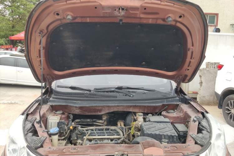 Used BAIC Senova X35 2016 1.5L Manual Elite Edition Engine Bay