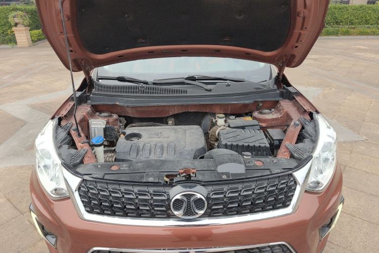 Used BAIC Senova X35 2016 1.5L Manual Luxury Edition Engine Bay