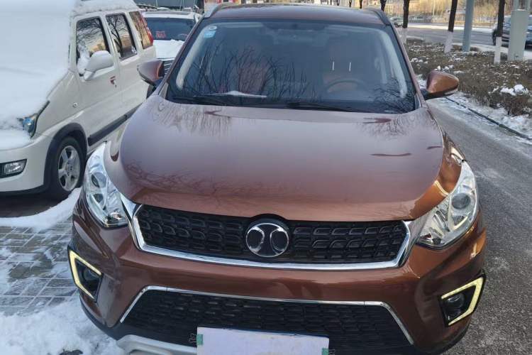Used BAIC Senova X35 2016 1.5L Manual Luxury Edition Exterior 1
