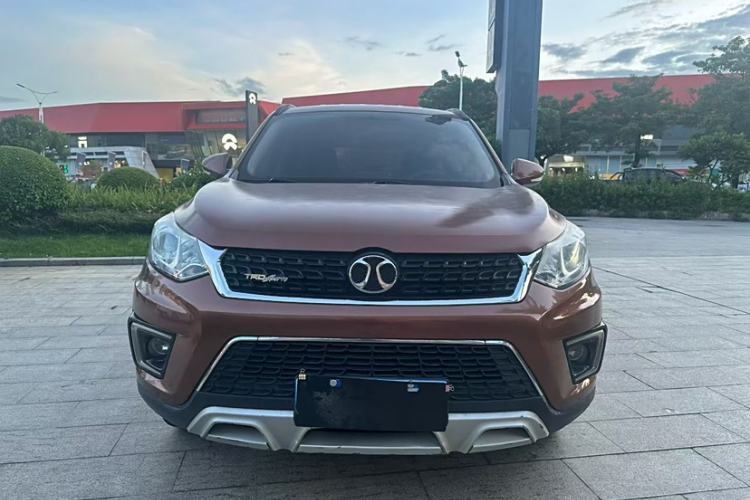 Used BAIC Senova X35 2016 1.5L Manual Elite Edition Exterior 1