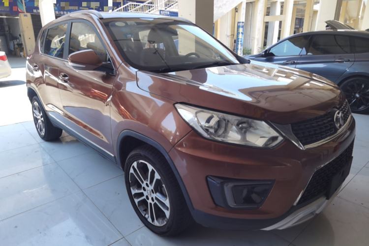 Used BAIC Senova X35 2016 1.5L Automatic Luxury Edition Exterior 2