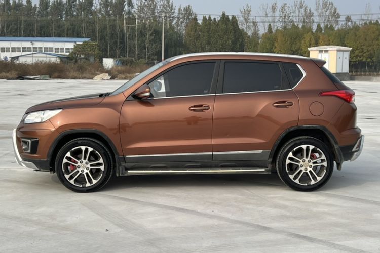 Used BAIC Senova X35 2016 1.5L Manual Luxury Edition Exterior 4