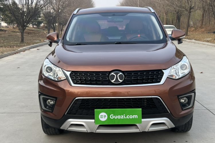 Used BAIC Senova X35 2016 1.5L Automatic Luxury Edition Exterior 5