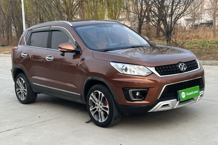 Used BAIC Senova X35 2016 1.5L Automatic Luxury Edition Exterior 6