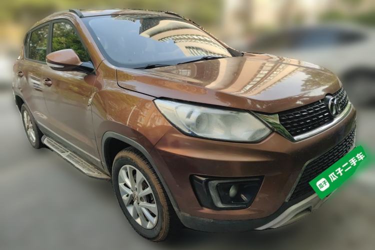 Used BAIC Senova X35 2016 1.5L Manual Elite Edition Front Right 45 Deg