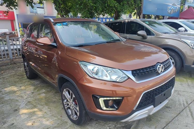 Used BAIC Senova X35 2016 1.5L Automatic Luxury Edition Front Right 45 Deg