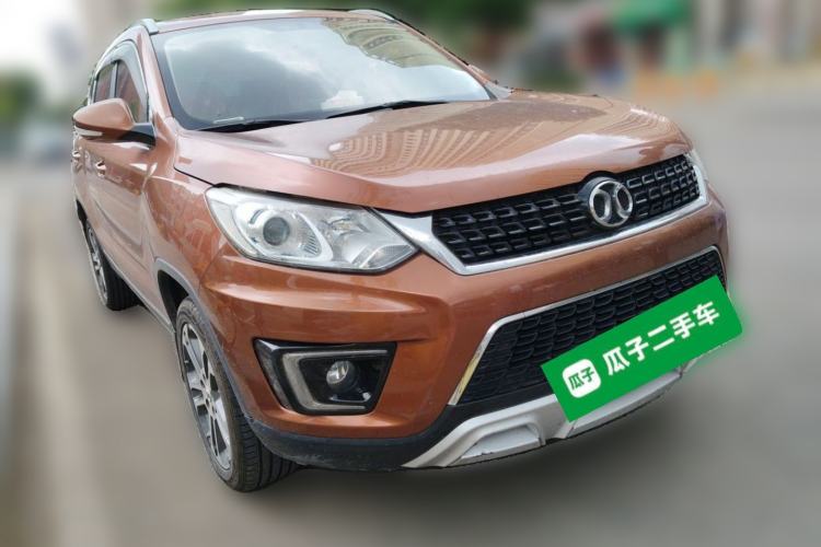 Used BAIC Senova X35 2016 1.5L Automatic Luxury Edition Front Right 45 Deg