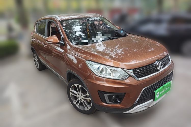 Used BAIC Senova X35 2016 1.5L Manual Luxury Edition Front Right 45 Deg