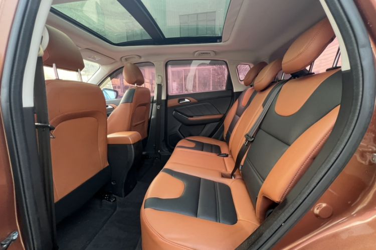 Used BAIC Senova X35 2016 1.5L Automatic Luxury Edition Interior 1